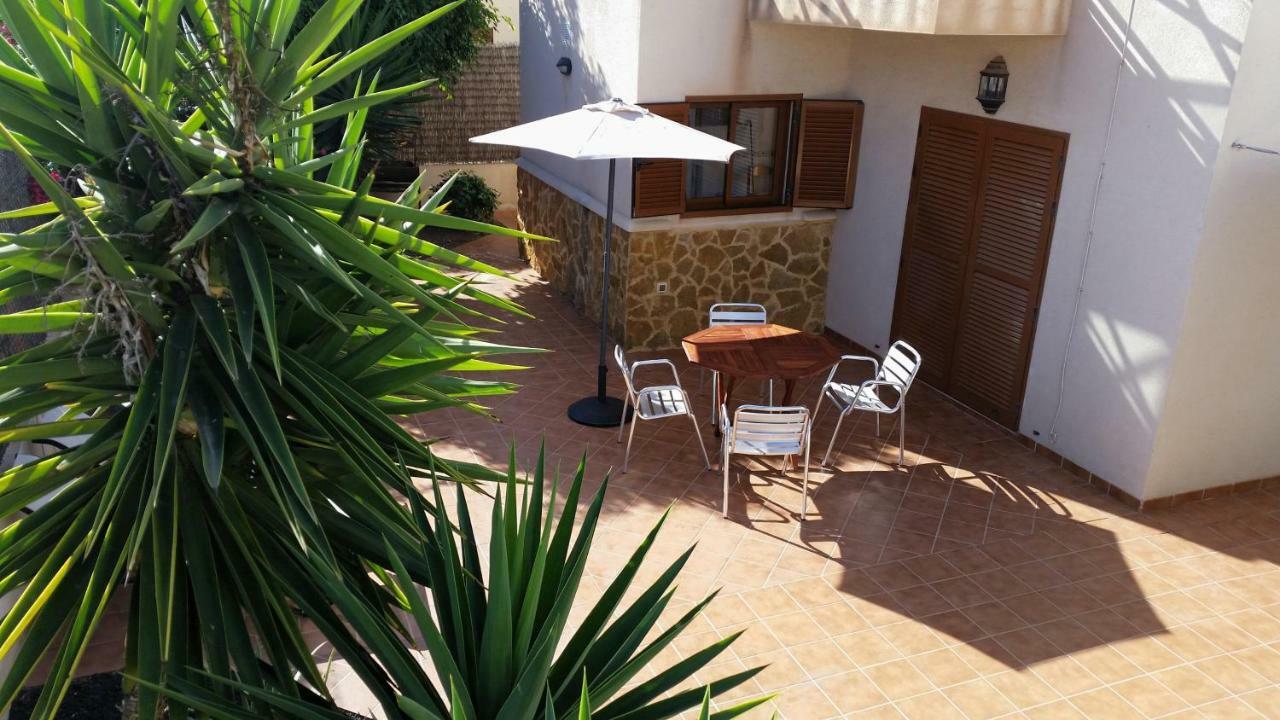 Casa Silencio, With Terrace, Garden And Large Pool Area