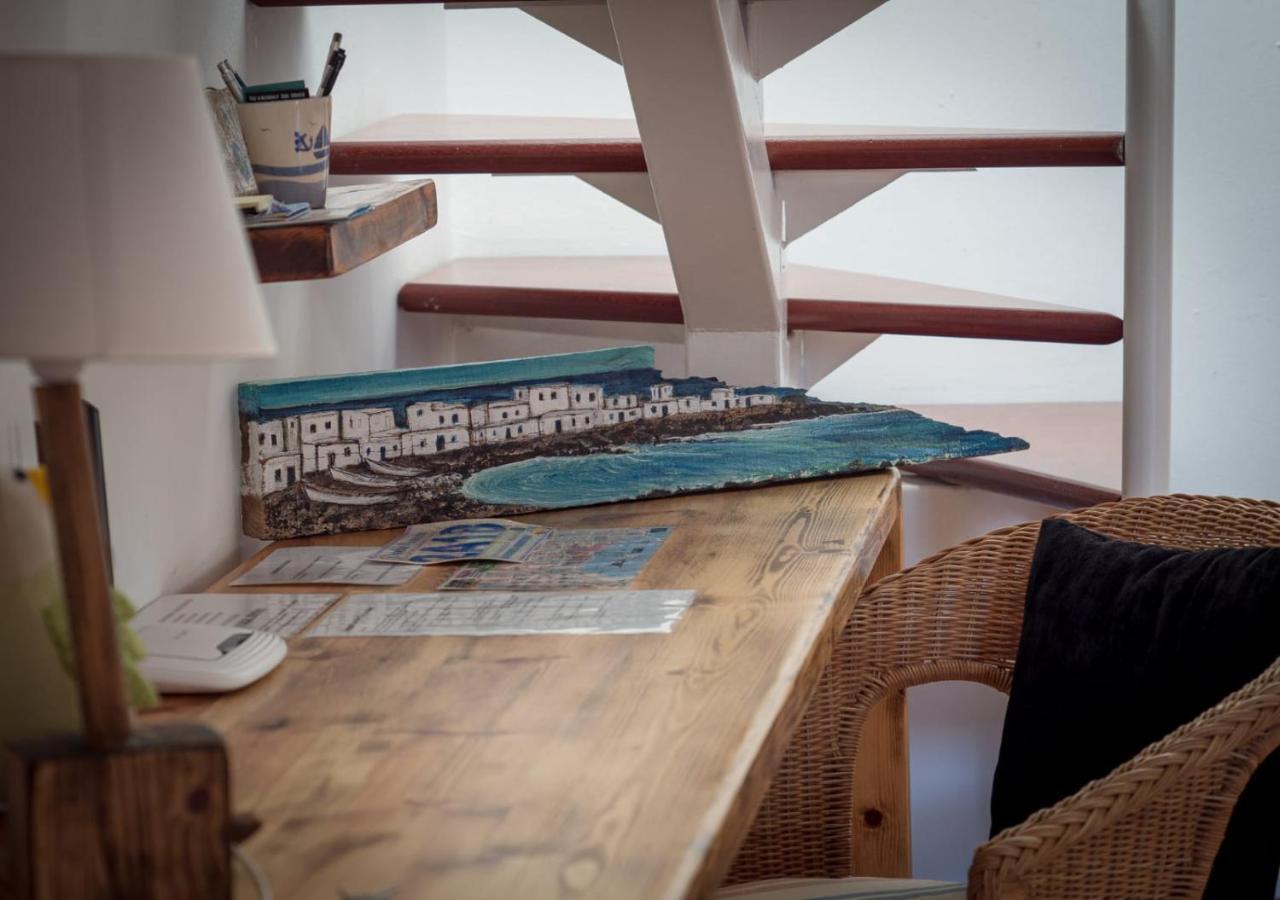 Casa Silencio, With Terrace, Garden And Large Pool Area Vakantiehuis Corralejo